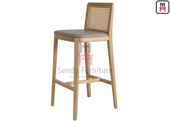 Vintage Rotan Back Bar Stool Ukuran H75cm Rangka Kayu Abu Solid Tanpa Sandaran Tangan