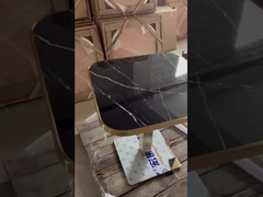 Keramik Pola Marmer Bentuk Oval dengan Meja Makan Seam Emas